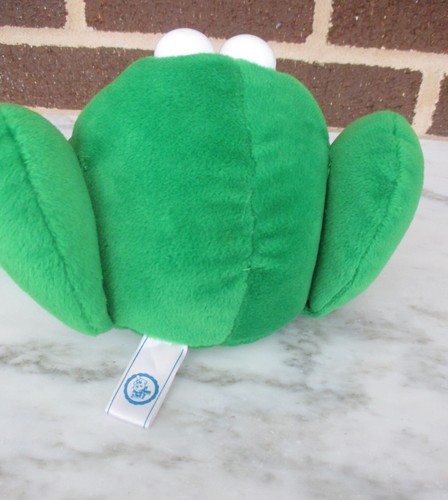 Jerry Elsner Pets Green FROG "Kiss Me I'm A Prince" Stitched Front 6" Sit Plush - Picture 4 of 5