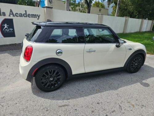 2018 Mini Cooper S - Picture 9 of 20