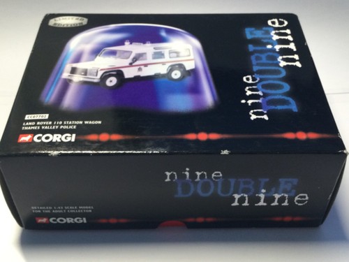 ** Corgi 1:43 Land Rover 110 Station Wagon Thames Valley Police Art. Nr: CC07702 - Foto 10 di 12