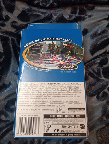 Hot Wheels Little Debbie Series III Special Edition Pack 3 Car - Picture 2 of 2