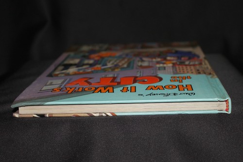 Walt Disney's How It Works In The City Hardcover Vintage 1982 - Picture 9 of 9