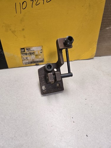 6V2014 GOOD USED BRACKET ASSEMBLY FOR CATERPILLAR FREE SHIPPING! - Picture 3 of 6