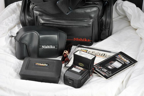 Nishika N8000 3D camera with full kit, free shipping - Picture 2 of 4