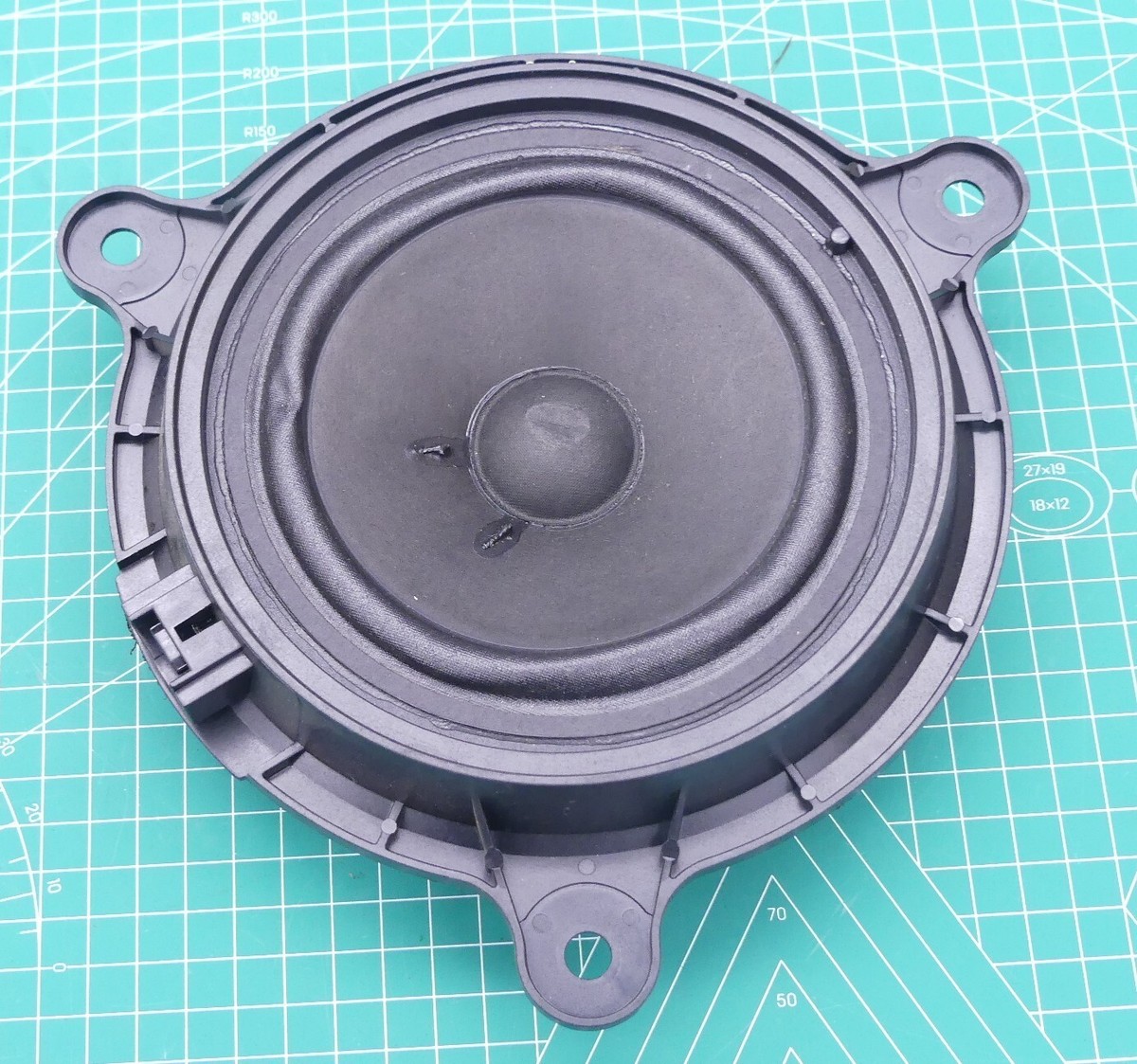 11/13-02/19 Mazda 3 BM BN Model Back REAR DOOR Bose Speaker