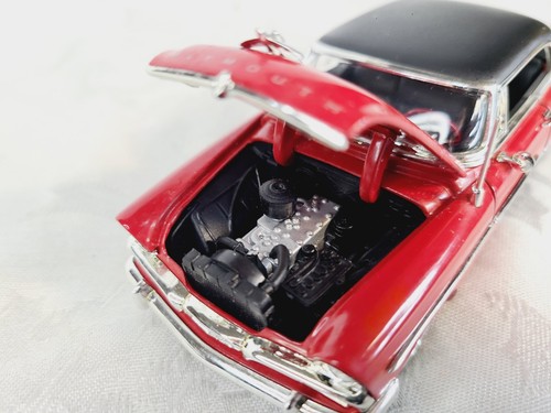 National Motor Museum Mint 1956 Plymouth Belvedere Sport Coupé 1/32 con certificato + scatola - Foto 9 di 19