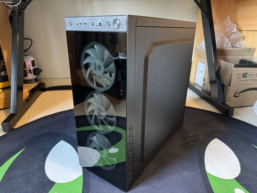 KOLINK Horizon RGB Mid Tower PC Case - Picture 2 of 7