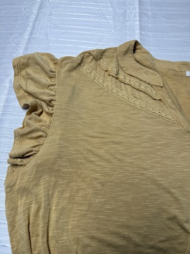 Maurices Yellow Ruffle Henley Top Tee Size XXL - Picture 6 of 9