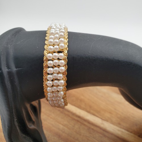 Vintage Faux Pearl Bracelets 7" Gold-Tone Twisted and 3 Row of Pearls Lot of 2 - Bild 9 von 11