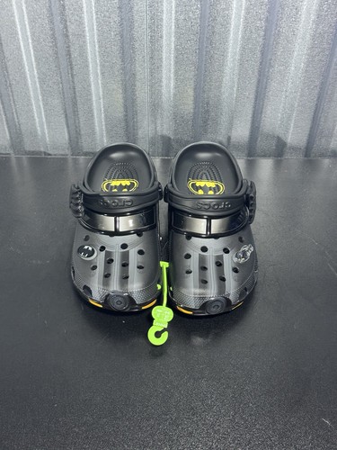 Crocs Batmobile x Classic Clog Batman Men's 7 - 13 210219-001 - Picture 2 of 5