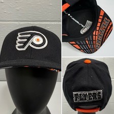 PHILADELPHIA FLYERS Hat Cap YOUTH/CHILD Snap Back Black Embroidered Logo NHL