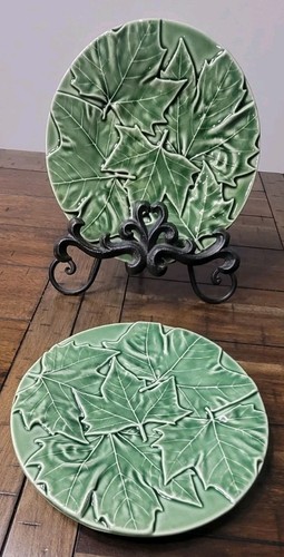(2) Bordallo Pinheiro 8” hoja verde arce grande redondo placa verde Portugal - Imagen 2 de 9
