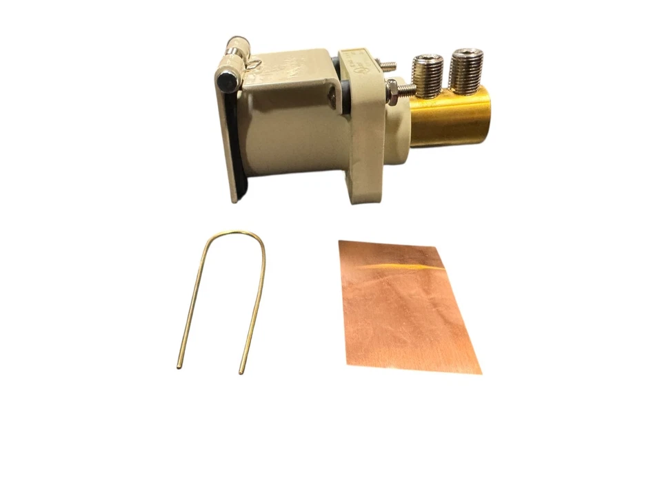 Hubbell Panel Montaje Camlock Receptáculos con Tapa de Acero, Juego de 5 Piezas Foto 4 de 4