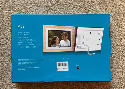 BSIMB M09 9" Wood Textured Digital Photo Frame - Picture 2 of 3