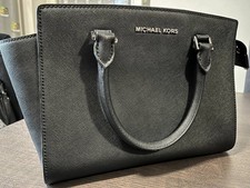 Michael Kors Borsa Media Selma in Pelle Nera Saffiano