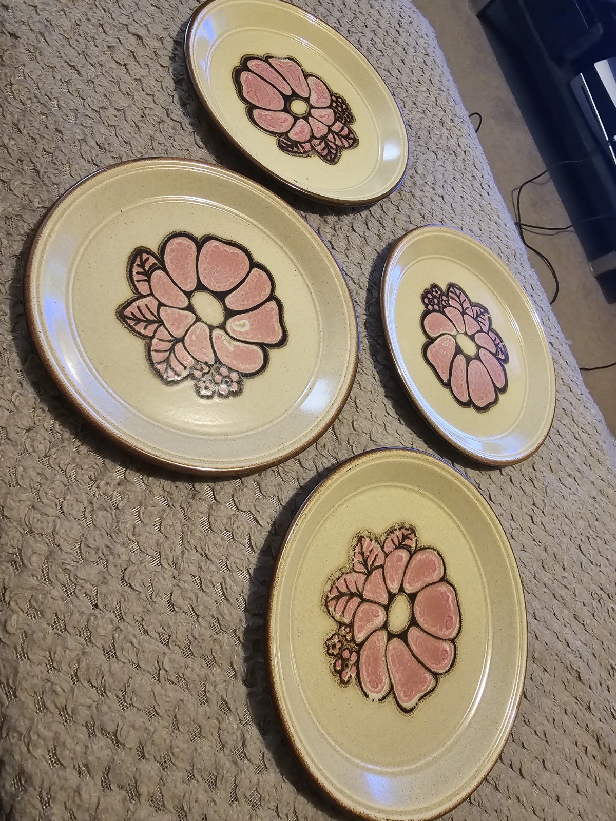 Picture 1 of 6
