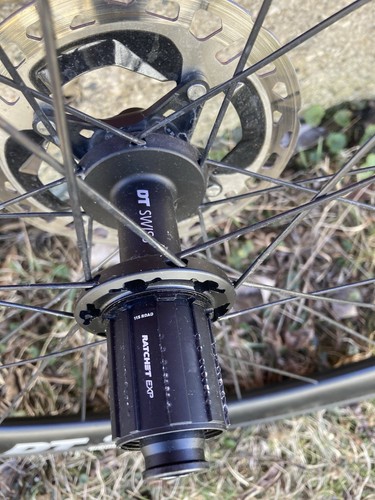 Dt Swiss Arc 1400 Disc 50mm Wheelset - Picture 4 of 5
