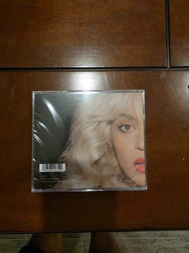 NEU AUTHENTISCH MEDIUM BEYONCÉ LEVI’S 90ER TRUCKER JEANSJACKE & COWBOY CARTER CD - Bild 11 von 11