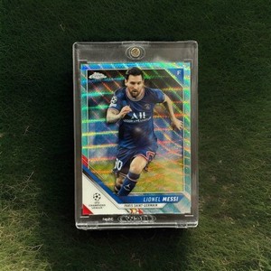 2021-22 Topps Chrome UEFA Champion League PSG Lionel Messi Aqua Wave /199