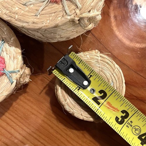 Vintage 3er Set Miniatur Körbe Naturstroh stapelbar verschachtelt Blumenakzente - Bild 8 von 12