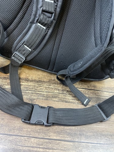 Targus Backpack Laptop Notebook Carry On Book Padded Bag Black Gray Work Career - Afbeelding 4 van 11