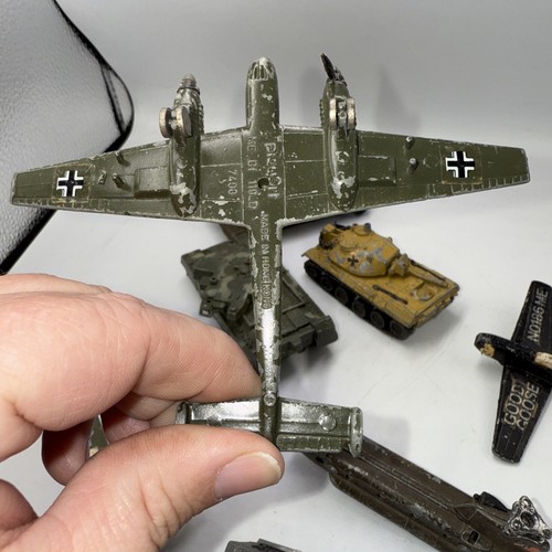 Die-Cast Metal Planes Tanks Lot of 8 Diecast Zylmex Playart unbranded Vintage - Picture 10 of 24