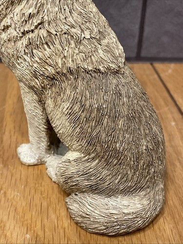 "Estatuilla de lobo gris sentado Sandicast escultura de 5"" de alto" - Imagen 7 de 10