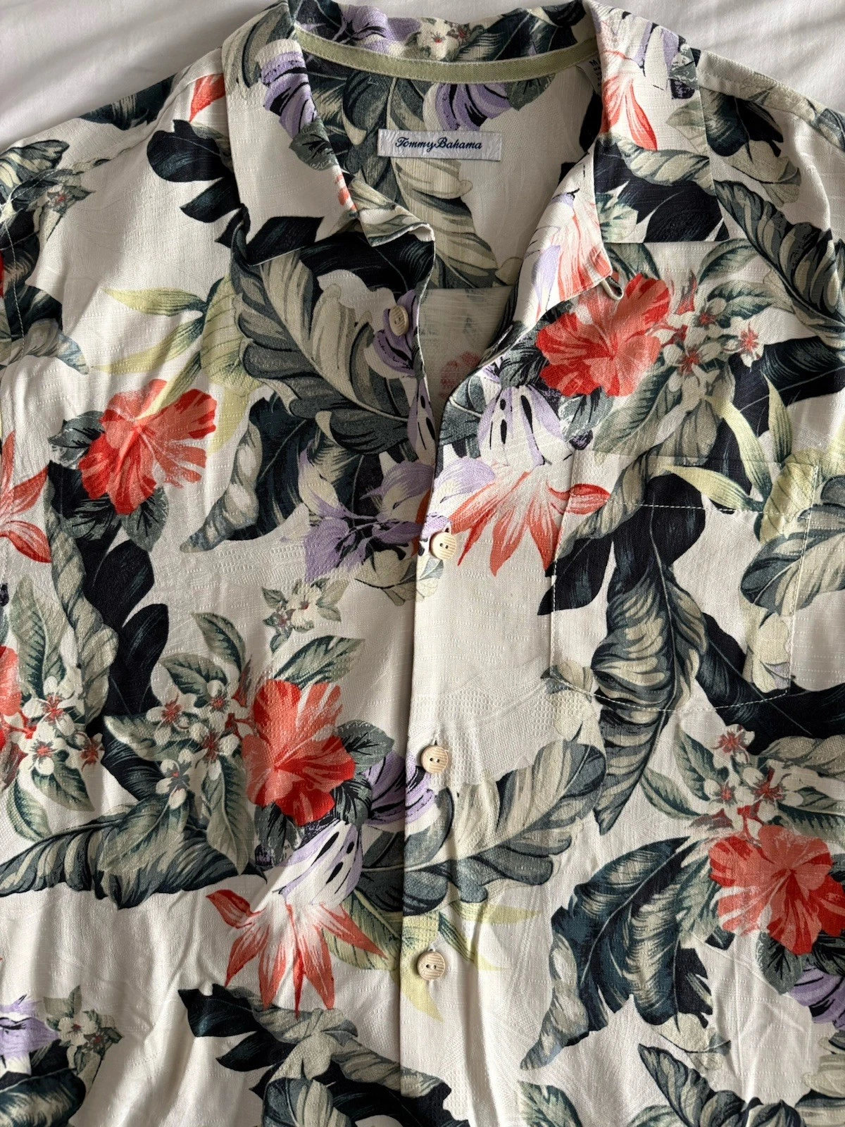 Tommy Bahama Men's Floral Hawaiian Shirt Shirt Size M