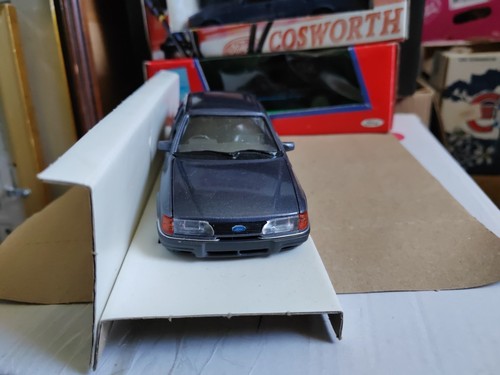 1/25 Boxed Model Schabak Ford Dealer Sierra Sapphire - Picture 7 of 9