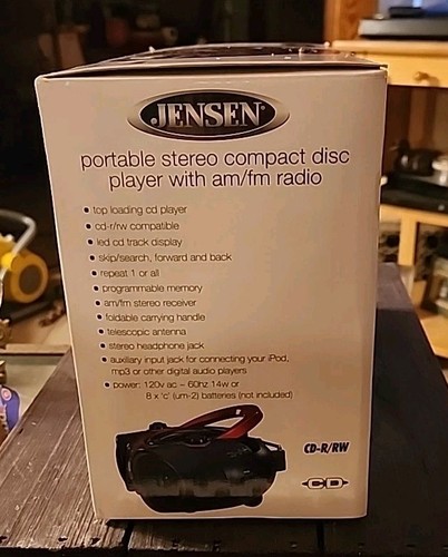Jensen CD-490 Portable Stereo CD Player with AM/FM Radio, Red/Black New In Box - Picture 2 of 8