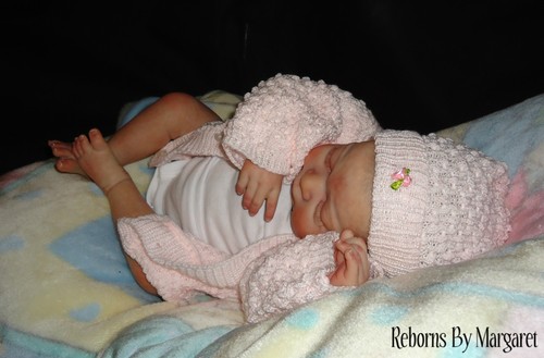 NIEDLICHES gestricktes Babypuppen-Outfit für Reborn PINK - Bild 5 von 10