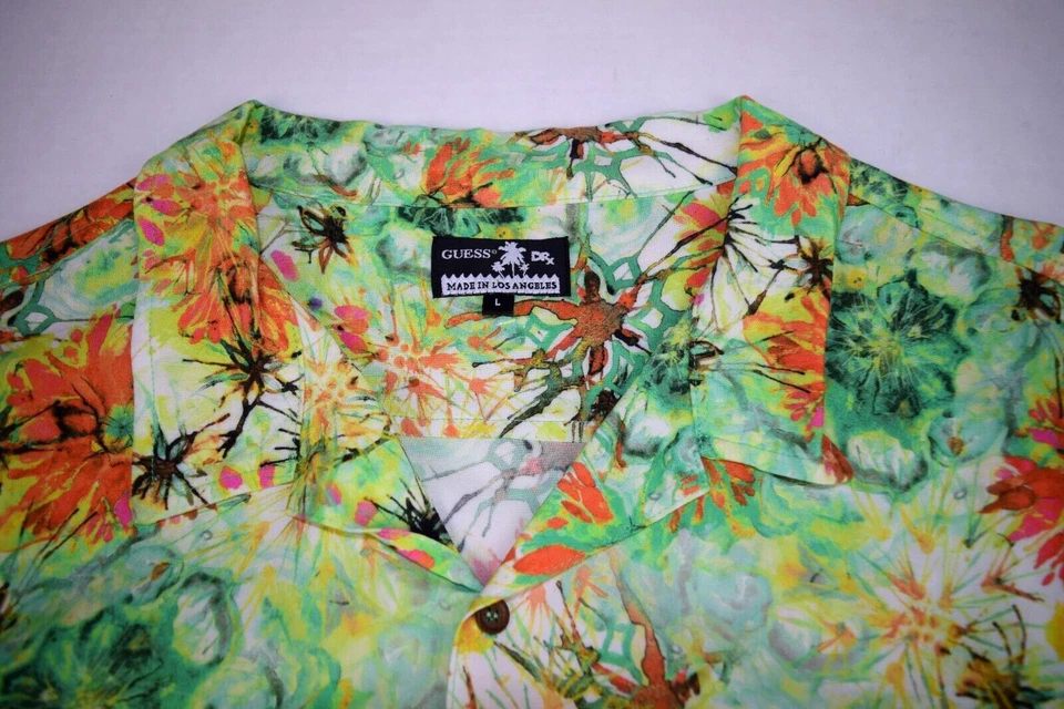 GUESS DRx Collaboration Rayon Shirt Size L Urban Explosion Made in Los Angeles - Image 3 of 4