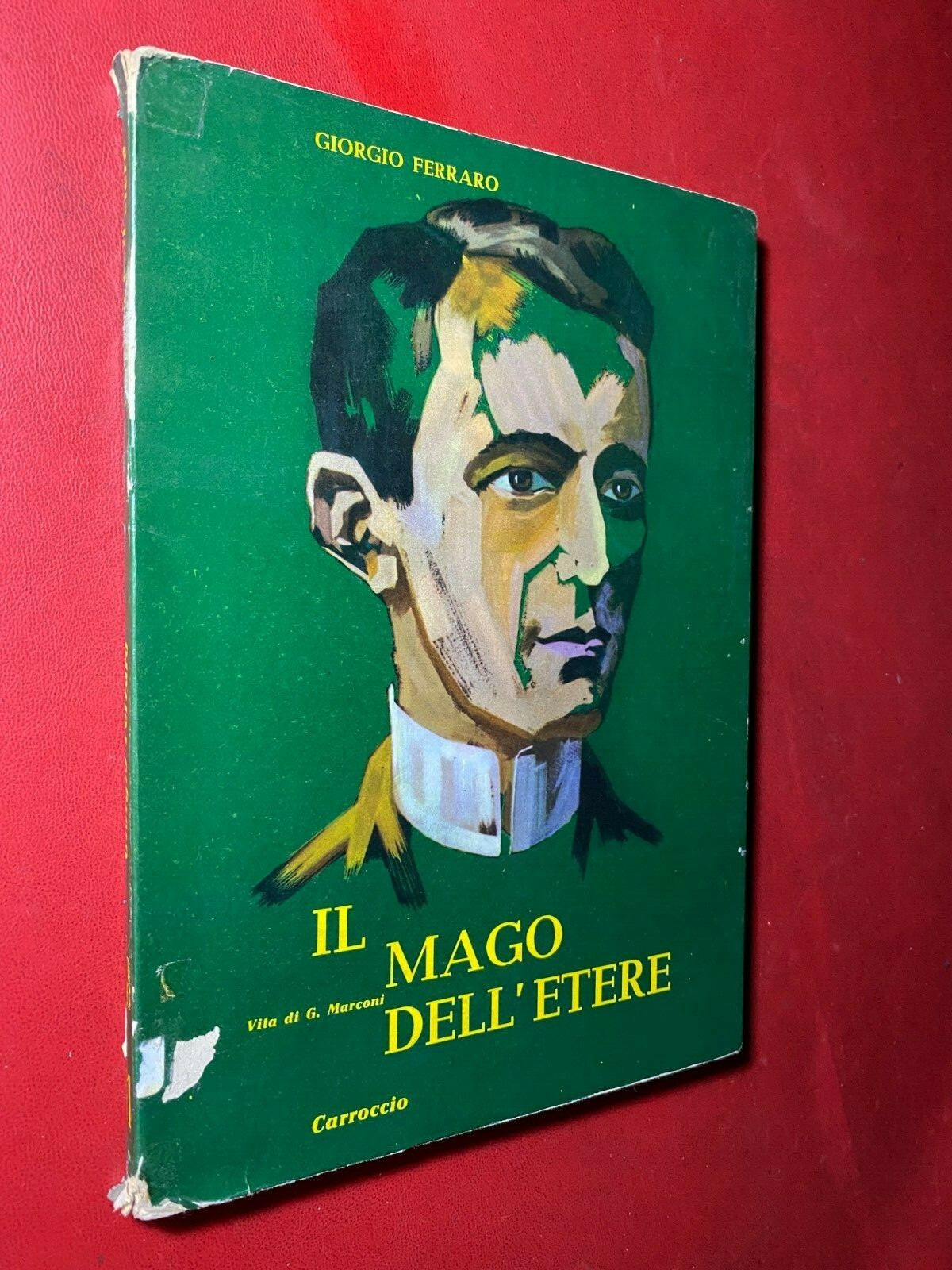 Foto 1 di 10