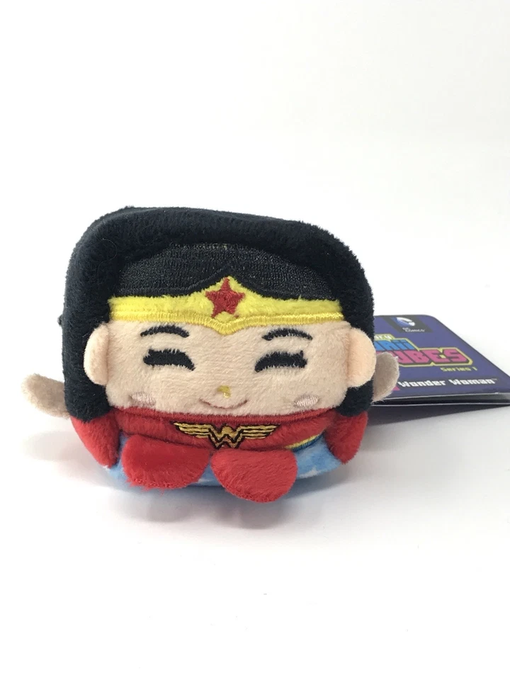 Juguete de peluche Wish Factory DC Wonder Woman Mini Kawaii Cubes Serie 1 Liga de la Justicia Foto 4 de 4
