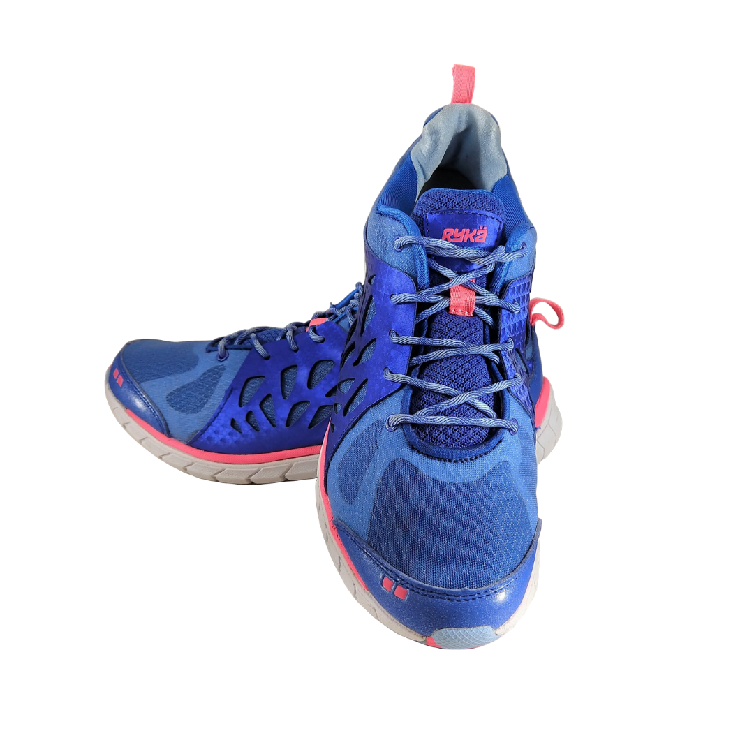 Buy Fila Ray Tracer Sneakers for Womens at Goxip Buy Fila Ray Tracer Sneakers for Womens at Goxip