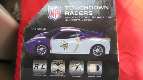VIKINGS NFL Radio Controlled Touchdown Racers VIKINGS NEW NRFB - Picture 8 of 8