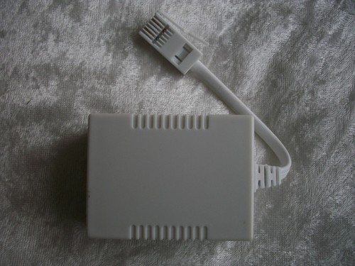 ADSL Microfilter Internet Broadband Splitter - Picture 2 of 3