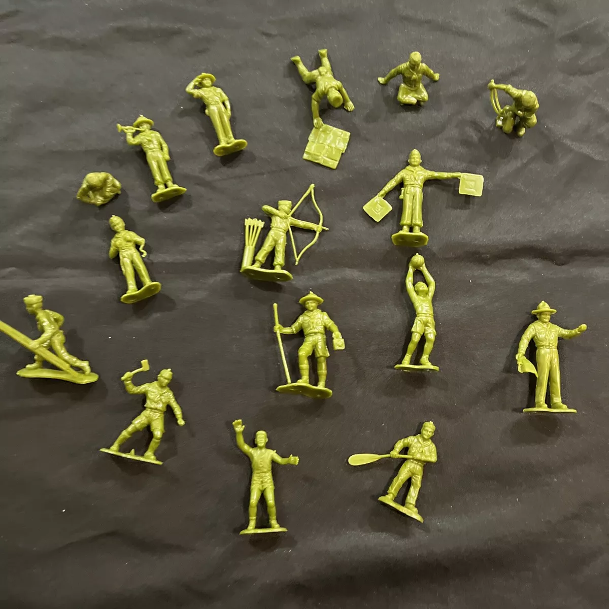 Boy best sale scout figurines