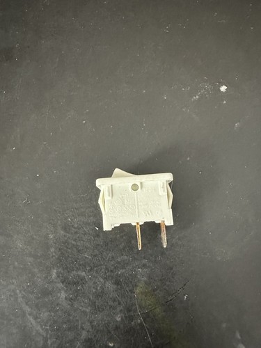 IBM Wheelwriter PARTE # 1181077 interruptor de encendido y apagado para PERSONAL WW NUEVO GENUINO - Imagen 2 de 7
