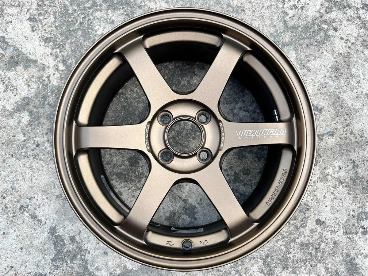 RAYS TE37SONIC 16 x 6 1/ 2J 48