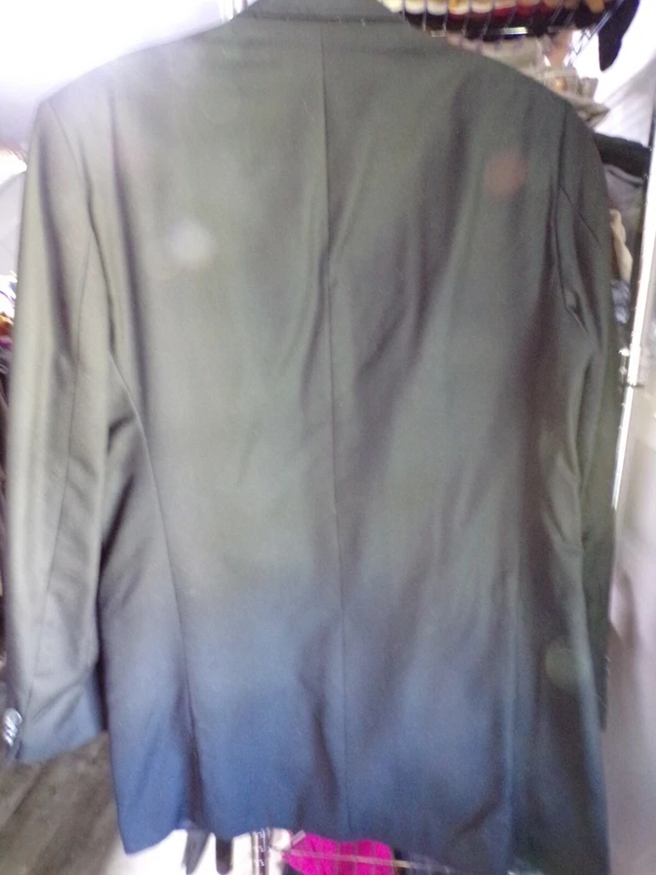 Abrigo deportivo Franco Tassi negro para hombre Foto 2 de 2