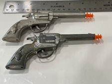 2123F - Vintage USA Hubley Pair "Tex" Single Shot Toy Cap Gun Pistols
