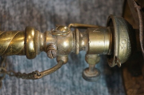 REFLEX Victorian GAS PENDANT Brass GASOLIER Converted to Electric - 24" long - Picture 7 of 8