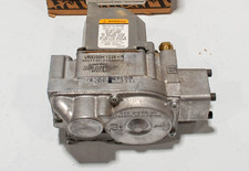 Carrier EF32CB212 Gas Valve Honeywell VR8200H1288 - NOT IN ORIGINAL BOX