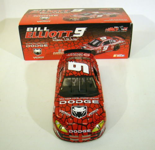 Bill Elliot #9 Dodge Viper 2002 Intrepid R/T 1:24 ACTION P/N 103333 - Foto 2 di 9