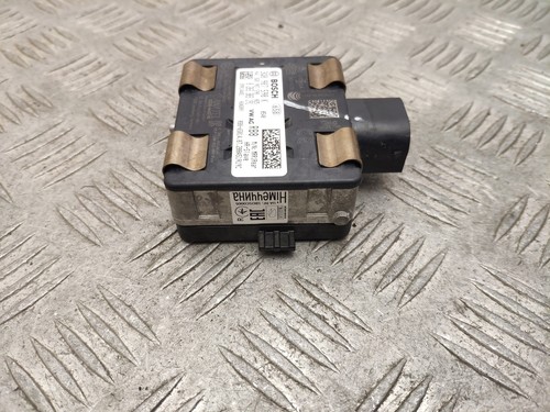 AUDI Q3 Sportback F3N Blind Spot Control Module 3Q0907590K - Picture 4 of 6