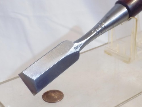 Luxury Japanese Dovetail Chisel Phoenix Engraved 15/16" Cut 8.25" Long Signed - Picture 5 of 12
