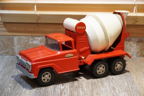 Set of 4 Plated Tonka Triangle Hole Hubcap Toy Parts TKP-002-4 - Picture 3 of 3