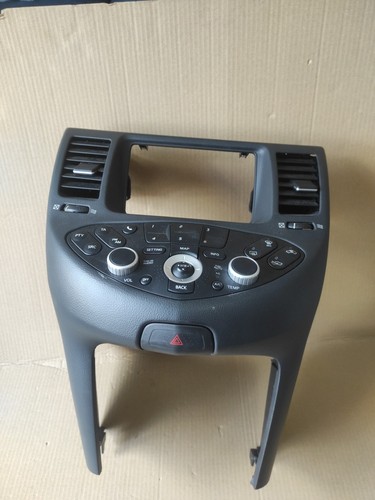 NISSAN PRIMERA P12 CENTRE DASH & DISPLAY SURROUNDING TRIM 68260AV700