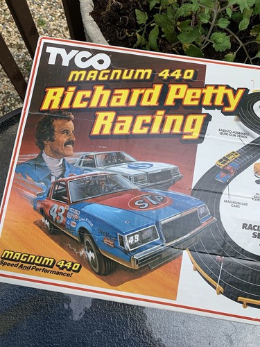 De colección Tyco Magnum 440-X2 Richard Petty Challenge con caja original - Imagen 2 de 9