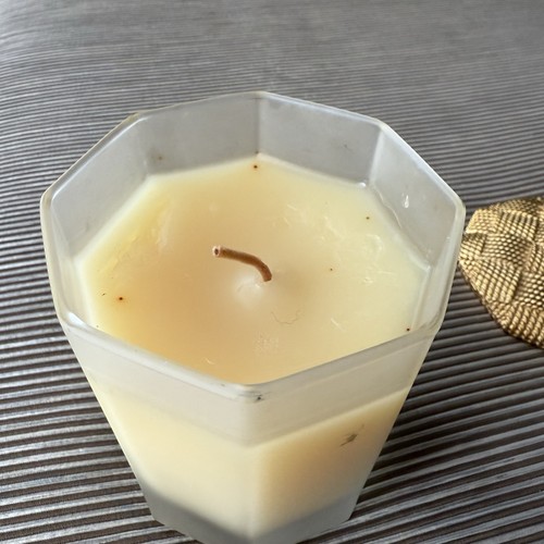 Elton John Slatkin & Co. Scented Candle Lid Aids Foundation 9oz Octagon Gold - Bild 5 von 7